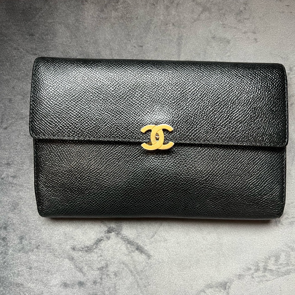 Vintage caviar Chanel black and gold clutch wallet on chain crossbody bag - Picture 4 of 17